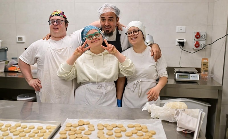 Il gusto dell’inclusione: a Genova la rivoluzione dolce de “I Pasticci della Tartaruga”  