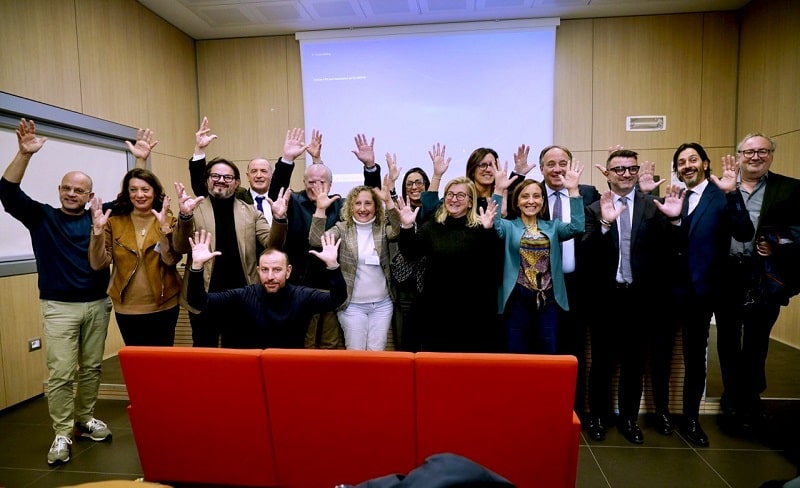 Progetto scolastico persone sorde10
