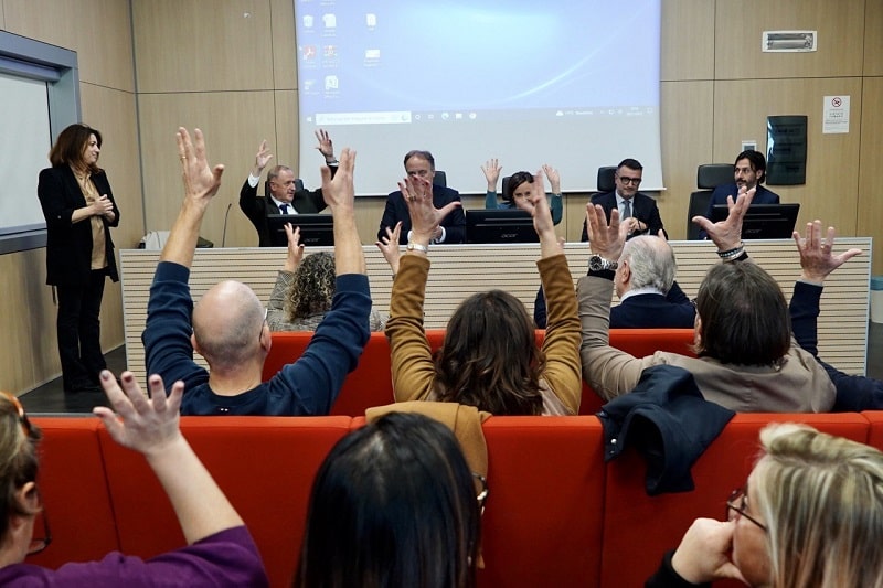 Progetto scolastico persone sorde8