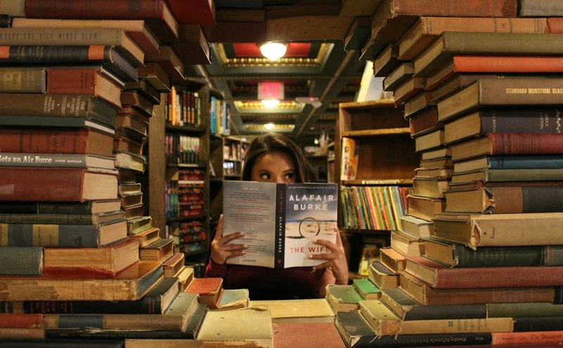 Bando “Educare alla lettura” 2025: fino a 30 mila euro per formare i lettori di domani