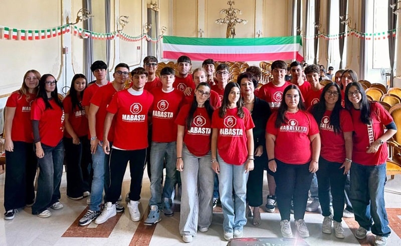 Dal Salento al mondo: il progetto Mabasta e il successo della scuola "Galilei-Costa-Scarambone"