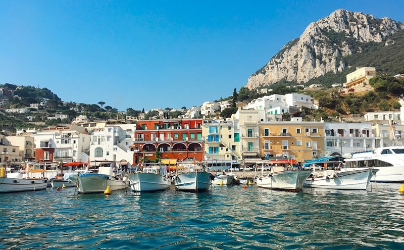 Rapporto “Isole Sostenibili 2025”: analisi e strategie per la transizione ecologica delle isole minori 