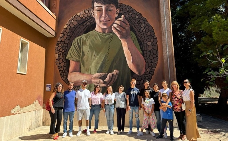 HORTUS, la street art per celebrare l'educazione alla bellezza e la cura dei beni comuni