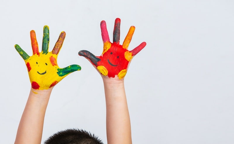 Nasce a Napoli un bando innovativo contro la povertà educativa: pubblico e privato insieme per i bambini