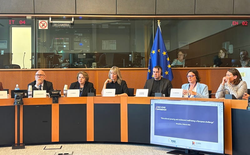 Povertà educativa e adolescenti: il confronto al Parlamento Europeo per una risposta comune