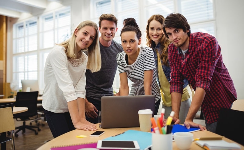 Voucher Stage: 10 milioni di euro per le imprese che ospitano giovani stagisti in Italia e all’estero 