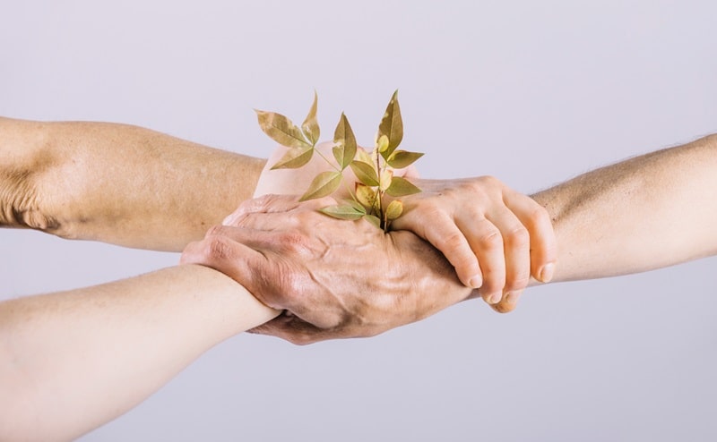 Bando "Seminare Comunità": inclusione, solidarietà e welfare generativo per la comunità biellese